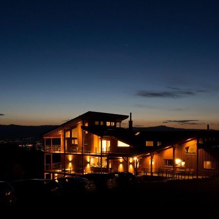 Myra Canyon Lodge Kelowna Exterior photo